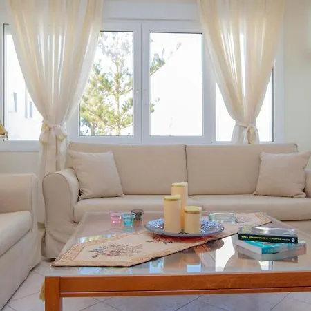 Apartment Irida *